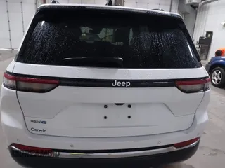 2022 Jeep Grand Cherokee with VIN 1C4RJYB60N8748552, listed as a IAAI auction lot 42292321 with 40,354 mi miles and . Bid and sale history available at DreamBid. Image 16.