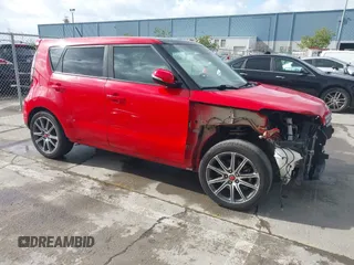 2018 Kia Soul ! with VIN KNDJX3AA8J7537510, listed as a IAAI auction lot 41773156 with 144,882 mi miles. Bid and sale history available at carsss.com. Image 1.