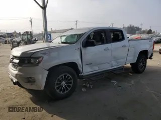 2018 Chevrolet Colorado 2WD Z71 with VIN 1GCGSDE12J1207633, listed as a Copart auction lot 83115504 with 25,088 mi miles and Salvage Title. Bid and sale history available at carsss.com. Image 1.