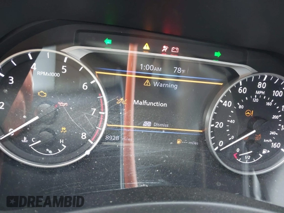 2024 Nissan Sentra SR with VIN 3N1AB8DV8RY388197, listed as a IAAI auction lot 42227247 with 8,928 mi miles and . Bid and sale history available at DreamBid. Image 7.