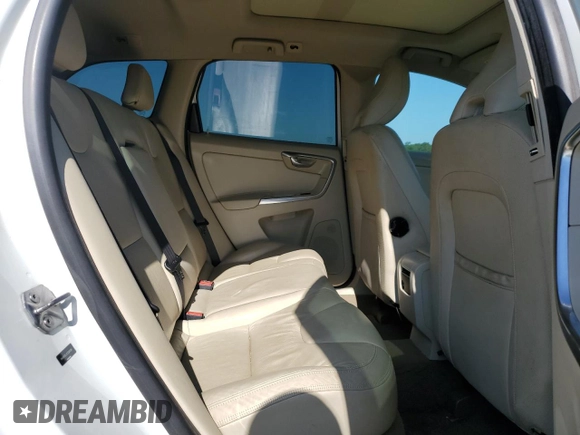 2014 Volvo XC60 3.2L z VIN YV4952DL0E2526338, wystawiony jako Copart lot #56057875 z przebiegiem 196 142 mil mil oraz Szkoda całkowita • Salvage title. Historia ofert i sprzedaży dostępna na DreamBid. Obrazek 11.