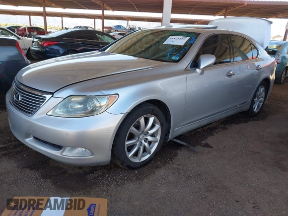 2009 Lexus LS 460 with VIN JTHBL46F895091293, listed as a IAAI auction lot 41825852 with 193,568 mi miles. Bid and sale history available at carsss.com. Image 2.