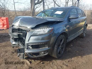 2015 Audi Q7 S line Prestige with VIN WA1DGAFEXFD023710, listed as a IAAI auction lot 41499428 with 165,787 mi miles and . Bid and sale history available at DreamBid. Image 6.