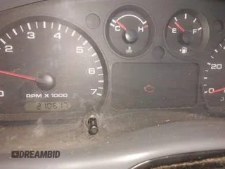 2005 Ford Ranger XL z VIN 1FTYR10U95PA84299, wystawiony jako IAAI lot #42358436 z przebiegiem 210 617 mil mil oraz . Historia ofert i sprzedaży dostępna na DreamBid. Obrazek 7.
