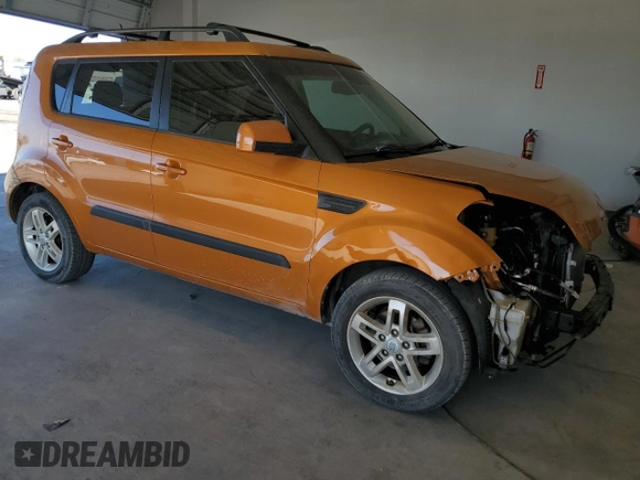 2011 Kia Soul + with VIN KNDJT2A26B7288074, listed as a Copart auction lot 73331844 with 173,840 mi miles and Salvage Title. Bid and sale history available at DreamBid. Image 4.