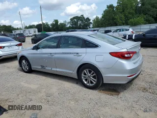 2017 Hyundai Sonata 2.4L z VIN 5NPE24AF9HH492262, wystawiony jako Copart lot #57362095 z przebiegiem 232 775 mil mil oraz Czysty tytuł • Clean title. Historia ofert i sprzedaży dostępna na DreamBid. Obrazek 2.