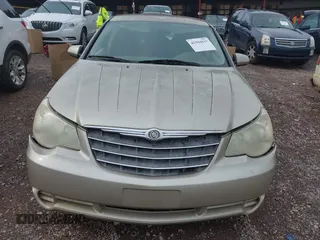 2007 Chrysler Sebring with VIN 1C3LC46K67N516868, listed as a IAAI auction lot 42594517 with 253,362 mi miles and . Bid and sale history available at DreamBid. Image 6.