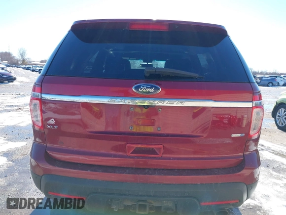 2013 Ford Explorer XLT with VIN 1FM5K8D87DGC28682, listed as a IAAI auction lot 41737279 with 219,711 mi miles and . Bid and sale history available at carsss.com. Image 17.