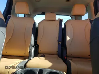 2022 Kia Carnival EX with VIN KNDNC5H32N6072329, listed as a Copart auction lot 42173915 with 25,910 mi miles and Salvage Title. Bid and sale history available at carsss.com. Image 10.