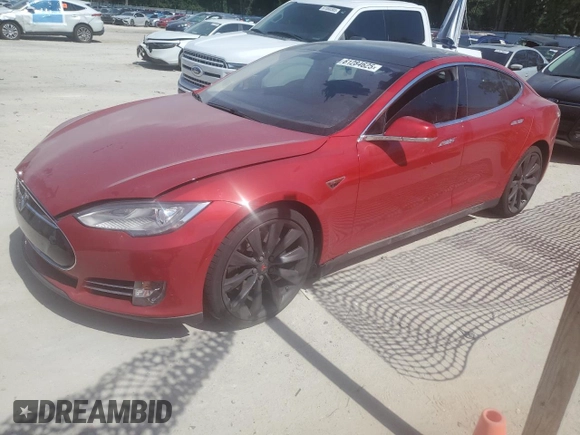 2014 Tesla Model S 60 z VIN 5YJSA1H19EFP27946, wystawiony jako Copart lot #61284625 z przebiegiem 109 147 mil mil oraz Szkoda całkowita • Salvage title. Historia ofert i sprzedaży dostępna na DreamBid. Obrazek 1.
