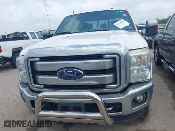 2015 Ford F-250 Lariat z VIN 1FT7W2B65FED52108, wystawiony jako IAAI lot #41940424 z przebiegiem 257 569 mil mil oraz . Historia ofert i sprzedaży dostępna na DreamBid. Obrazek 6.