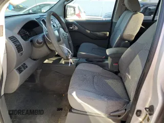 2010 Nissan Frontier SE с VIN 1N6AD0ER6AC448580, выставлен на аукционе Copart как лот 52199225 с пробегом 140 093 миль миль и Списание • Salvage title. История ставок и продаж доступна на DreamBid. Изображение 7.
