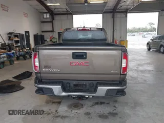 2015 GMC Canyon 2WD SLE with VIN 1GTG5BE31F1166383, listed as a IAAI auction lot 41640378 with 334,016 mi miles. Bid and sale history available at carsss.com. Image 16.