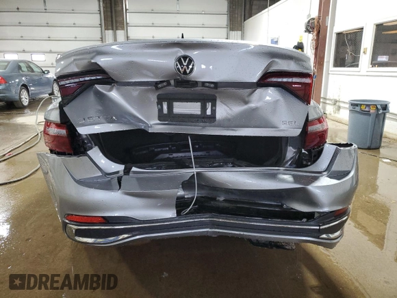 2022 Volkswagen Jetta SEL z VIN 3VWGM7BU1NM023266, wystawiony jako Copart lot #77462164 z przebiegiem 13 141 mil mil oraz Szkoda całkowita • Salvage title. Historia ofert i sprzedaży dostępna na DreamBid. Obrazek 6.