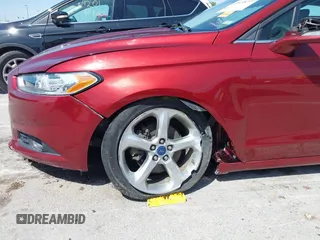 2014 Ford Fusion SE with VIN 3FA6P0HD0ER391323, listed as a IAAI auction lot 42038310 with 101,422 mi miles and . Bid and sale history available at carsss.com. Image 6.