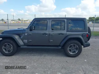 2019 Jeep Wrangler Unlimited Sport S z VIN 1C4HJXDN9KW636592, wystawiony jako IAAI lot #42159099 z przebiegiem 82 580 mil mil oraz . Historia ofert i sprzedaży dostępna na DreamBid. Obrazek 15.