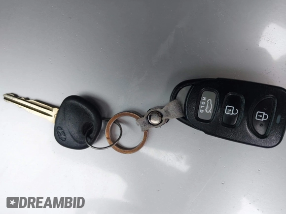 2017 Hyundai Elantra Limited with VIN 5NPD84LF8HH029570, listed as a IAAI auction lot 42487211 with 102,594 mi miles and . Bid and sale history available at DreamBid. Image 11.