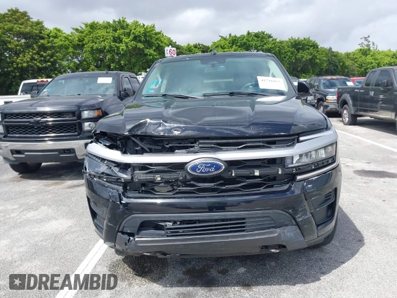 2022 Ford Expedition XLT with VIN 1FMJU1JT9NEA67323, listed as a IAAI auction lot 41716855 with 34,513 mi miles. Bid and sale history available at carsss.com. Image 12.