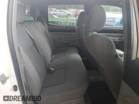 2011 Toyota Tacoma PreRunner z VIN 5TFJU4GN2BX009276, wystawiony jako Copart lot #60983165 z przebiegiem 229 816 mil mil oraz Szkoda całkowita • Salvage title. Historia ofert i sprzedaży dostępna na DreamBid. Obrazek 10.