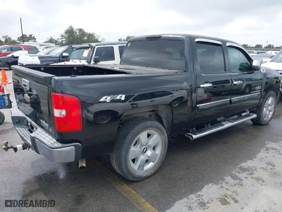 2010 Chevrolet Silverado 1500 LT with VIN 3GCRKSE30AG296456, listed as a IAAI auction lot 41713549 with 274,586 mi miles. Bid and sale history available at carsss.com. Image 4.