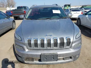 2014 Jeep Cherokee Limited with VIN 1C4PJMDS0EW232018, listed as a IAAI auction lot 41892070 with 224,372 mi miles. Bid and sale history available at carsss.com. Image 12.