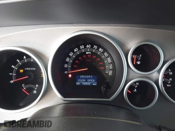 2012 Toyota Tundra 4WD Truck LTD with VIN 5TFHW5F13CX268552, listed as a IAAI auction lot 41461707 with 199,502 mi miles. Bid and sale history available at carsss.com. Image 7.