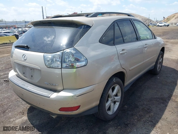 2004 Lexus RX 330 with VIN JTJHA31U340025819, listed as a IAAI auction lot 42038853 with 136,252 mi miles. Bid and sale history available at carsss.com. Image 4.