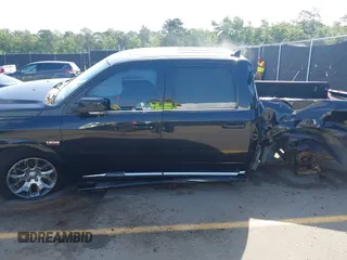 2018 Ram 1500 Limited z VIN 1C6RR6PT9JS193181, wystawiony jako IAAI lot #42133768 z przebiegiem 75 658 mil mil oraz . Historia ofert i sprzedaży dostępna na DreamBid. Obrazek 13.