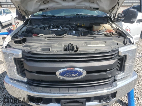 2018 Ford Super Duty F-250 SRW XL with VIN 1FT7W2BT6JEC36382, listed as a Copart auction lot 50999365 with 174,298 mi miles and Salvage Title. Bid and sale history available at carsss.com. Image 13.