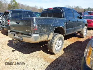 2013 Toyota Tacoma with VIN 3TMLU4EN3DM106670, listed as a IAAI auction lot 41696618 with 176,353 mi miles and . Bid and sale history available at DreamBid. Image 4.