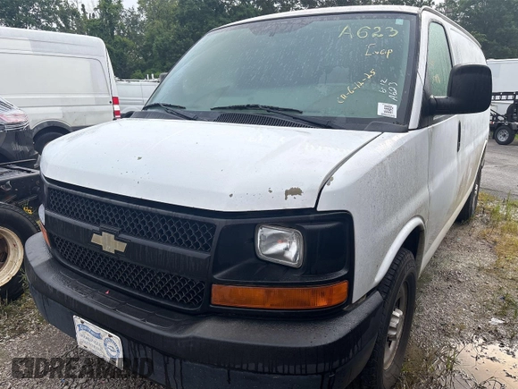 2013 Chevrolet Express Cargo with VIN 1GCZGTCG9D1119386, listed as a IAAI auction lot 42677944 with 370,545 mi miles and . Bid and sale history available at DreamBid. Image 26.