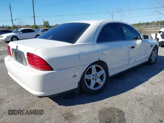 2001 Lincoln LS with VIN 1LNHM86S61Y668026, listed as a IAAI auction lot 41359622 with 172,210 mi miles. Bid and sale history available at carsss.com. Image 4.