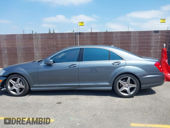 2011 Mercedes-Benz S 550 with VIN WDDNG7BB3BA385985, listed as a IAAI auction lot 42207977 with 122,874 mi miles and . Bid and sale history available at DreamBid. Image 14.