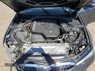 2021 BMW 3 Series 330i xDrive with VIN WBA5R7C04MFK51040, listed as a Copart auction lot 49620045 with 51,069 mi miles and Salvage Title. Bid and sale history available at carsss.com. Image 13.