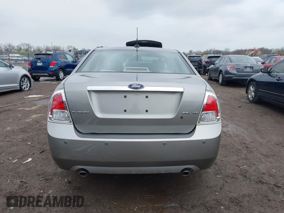 2009 Ford Fusion SEL with VIN 3FAHP08109R102428, listed as a IAAI auction lot 41951682 with 106,255 mi miles. Bid and sale history available at carsss.com. Image 17.