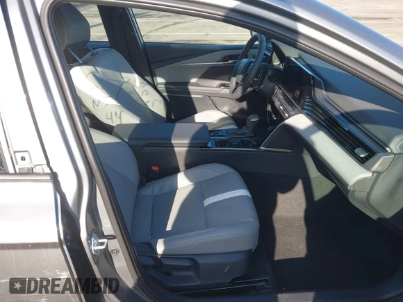 2025 Toyota Camry LE with VIN 4T1DAACK4SU551783, listed as a IAAI auction lot 41527698 with Not Provided miles and . Bid and sale history available at DreamBid. Image 5.