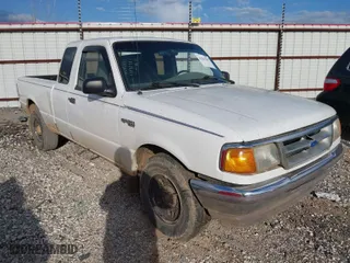 1996 Ford Ranger XLT with VIN 1FTCR14X2TPA02568, listed as a IAAI auction lot 42041567 with 239,438 mi miles. Bid and sale history available at carsss.com. Image 1.