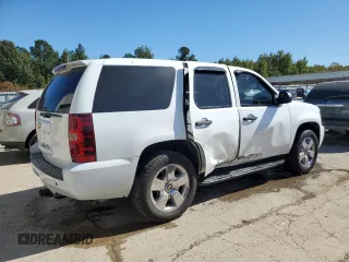 2008 Chevrolet Tahoe Police z VIN 1GNEC03048R278424, wystawiony jako Copart lot #76256084 z przebiegiem 291 465 mil mil oraz Szkody całkowita. Historia ofert i sprzedaży dostępna na DreamBid. Obrazek 3.