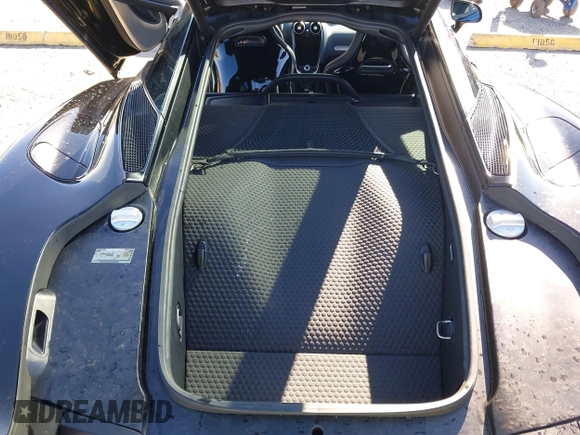 2020 McLaren GT with VIN SBM22GCA1LW000498, listed as a IAAI auction lot 41265247 with 18,465 mi miles. Bid and sale history available at carsss.com. Image 10.