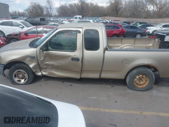 2000 Ford F-150 XL with VIN 1FTRX17W1YNB40253, listed as a IAAI auction lot 41959667 with 1 mi miles. Bid and sale history available at carsss.com. Image 14.