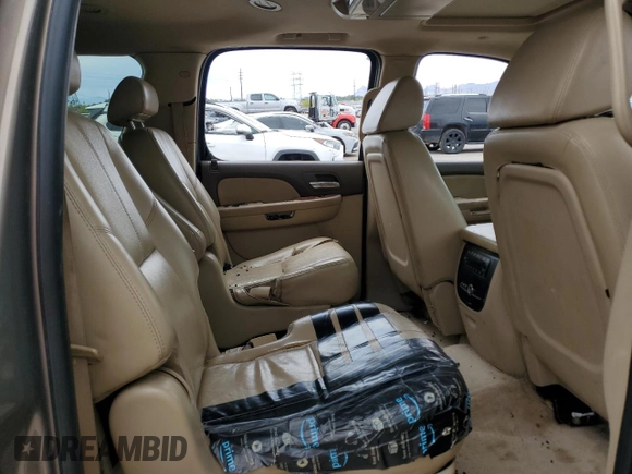 2007 GMC Yukon XL SLT z VIN 1GKFK163X7R327673, wystawiony jako Copart lot #52899415 z przebiegiem 147 180 mil mil oraz Szkoda całkowita • Salvage title. Historia ofert i sprzedaży dostępna na DreamBid. Obrazek 11.