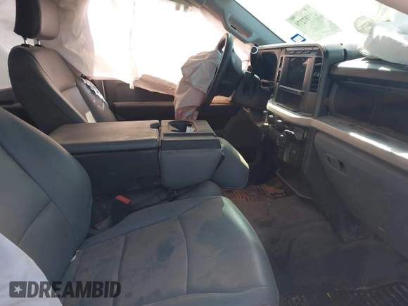 2024 Ford F-250 XL with VIN 1FT7W2BT2REE29043, listed as a IAAI auction lot 42307279 with 7,339 mi miles and . Bid and sale history available at DreamBid. Image 5.