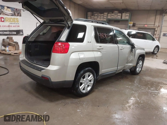 2013 GMC Terrain SLE with VIN 2GKFLTEK7D6231203, listed as a IAAI auction lot 41801036 with 118,181 mi miles. Bid and sale history available at carsss.com. Image 4.