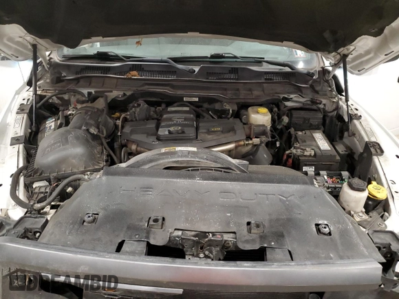 2018 Ram 2500 Tradesman with VIN 3C6UR5HL8JG352041, listed as a Copart auction lot 42220865 with 253,556 mi miles and Salvage title. Bid and sale history available at DreamBid. Image 11.
