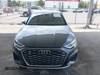 2024 Audi S3 Prestige z VIN WAUJ3DGY8RA067514, wystawiony jako IAAI lot #42086328 z przebiegiem 11 049 mil mil oraz . Historia ofert i sprzedaży dostępna na DreamBid. Obrazek 12.