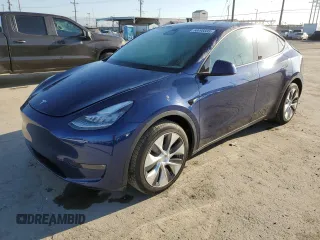 2021 Tesla Model Y Long Range with VIN 5YJYGDEE6MF260470, listed as a Copart auction lot 50098335 with 35,770 mi miles and Salvage Title. Bid and sale history available at carsss.com. Image 1.