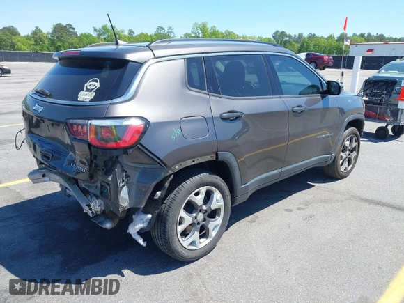 2017 Jeep Compass Limited z VIN 3C4NJDCB1HT631619, wystawiony jako IAAI lot #42032050 z przebiegiem 124 152 mil mil oraz . Historia ofert i sprzedaży dostępna na DreamBid. Obrazek 4.
