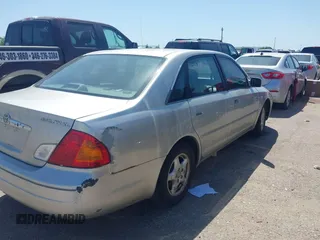 2000 Toyota Avalon XL with VIN 4T1BF28B5YU027140, listed as a IAAI auction lot 42005055 with 138,364 mi miles and . Bid and sale history available at DreamBid. Image 4.