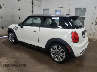 2017 MINI Hardtop Cooper S with VIN WMWXP7C38H2A45812, listed as a Copart auction lot 50660495 with 81,628 mi miles and Clean Title. Bid and sale history available at DreamBid. Image 2.