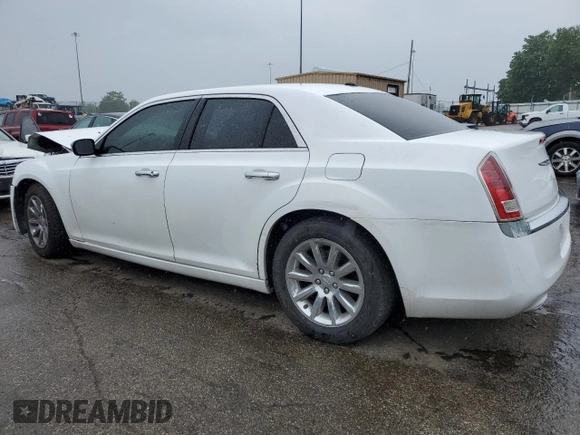 2011 Chrysler 300 Limited z VIN 2C3CA5CG4BH596104, wystawiony jako Copart lot #58193145 z przebiegiem 163 558 mil mil oraz Szkoda całkowita • Salvage title. Historia ofert i sprzedaży dostępna na DreamBid. Obrazek 2.